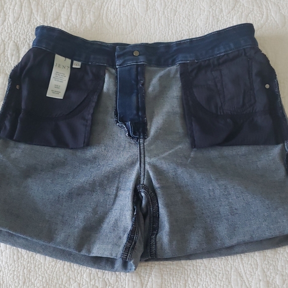 Jen7 by 7 For All Mankind Roll Cuff Denim Shorts - Picture 8 of 13